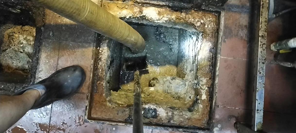 许昌化油池清理-污水池清掏