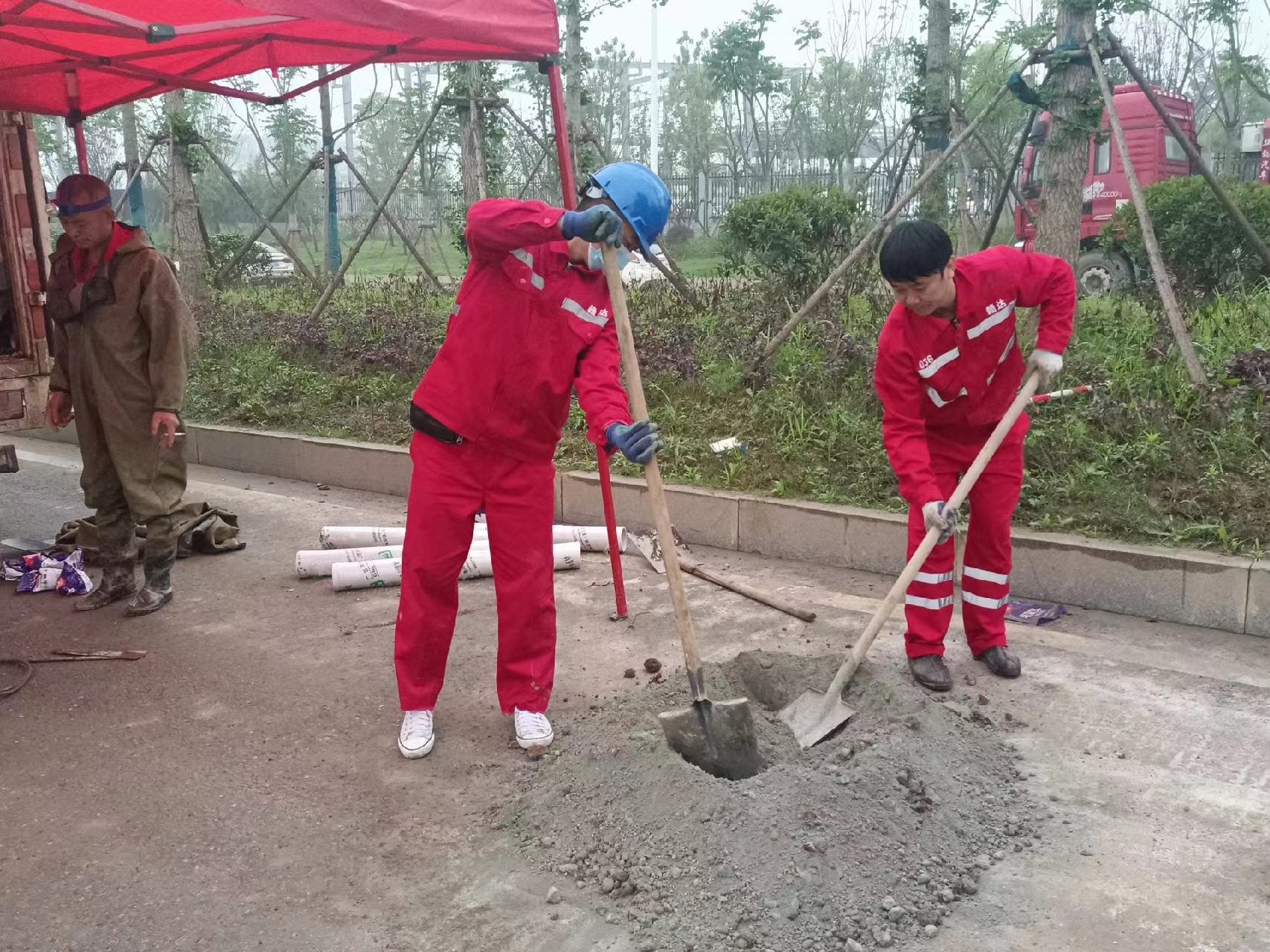 许昌管道疏通哪家好】及时进行市政管道清淤